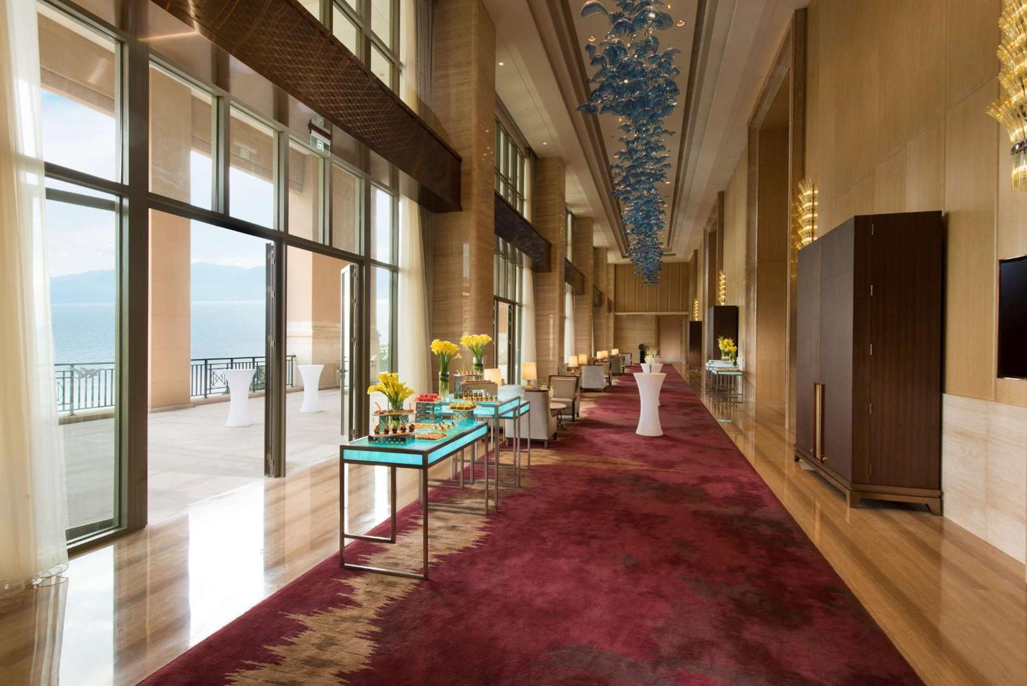 Hilton Yuxi Fuxian Lake Chengjiang  Exterior photo