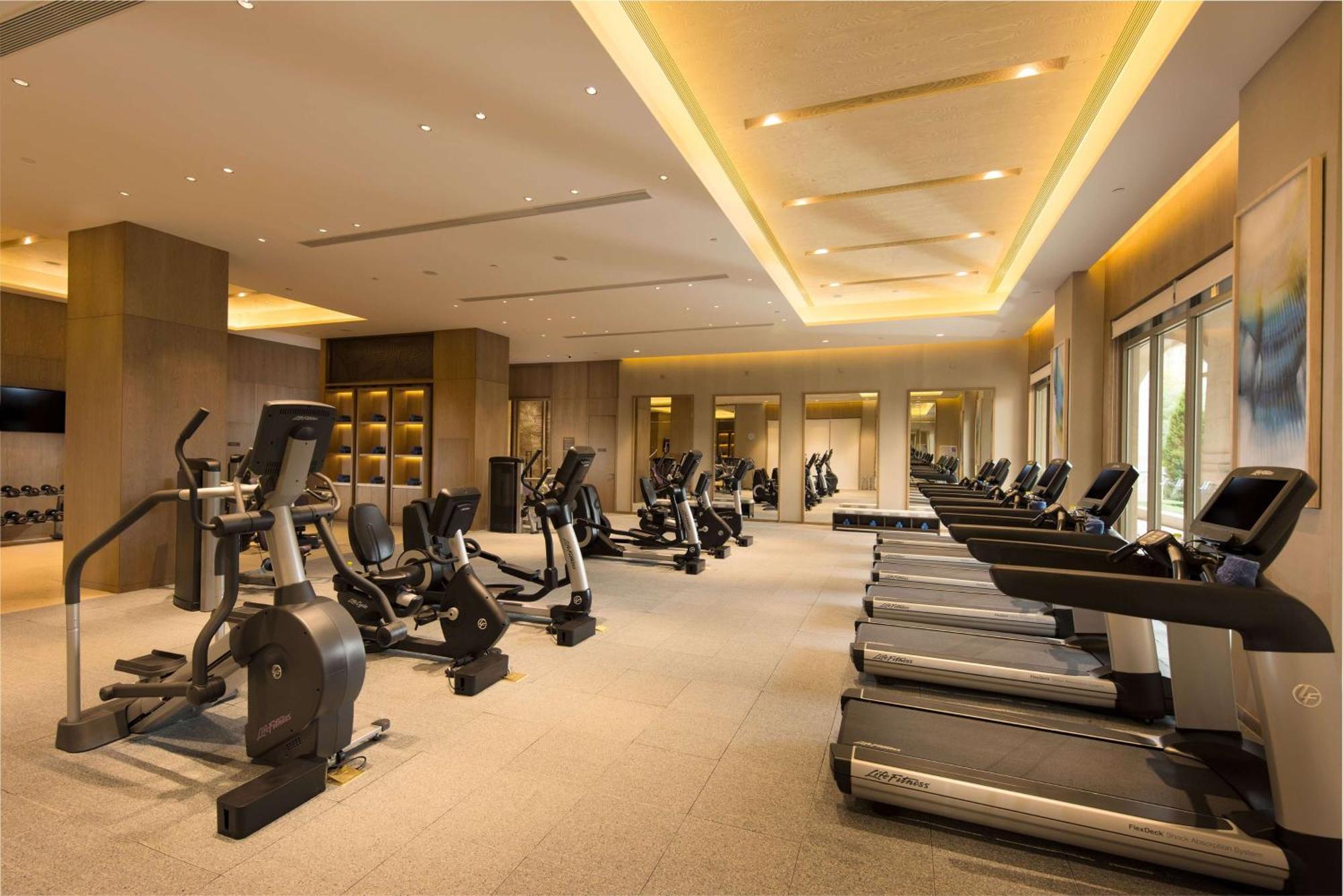 Hilton Yuxi Fuxian Lake Chengjiang  Exterior photo